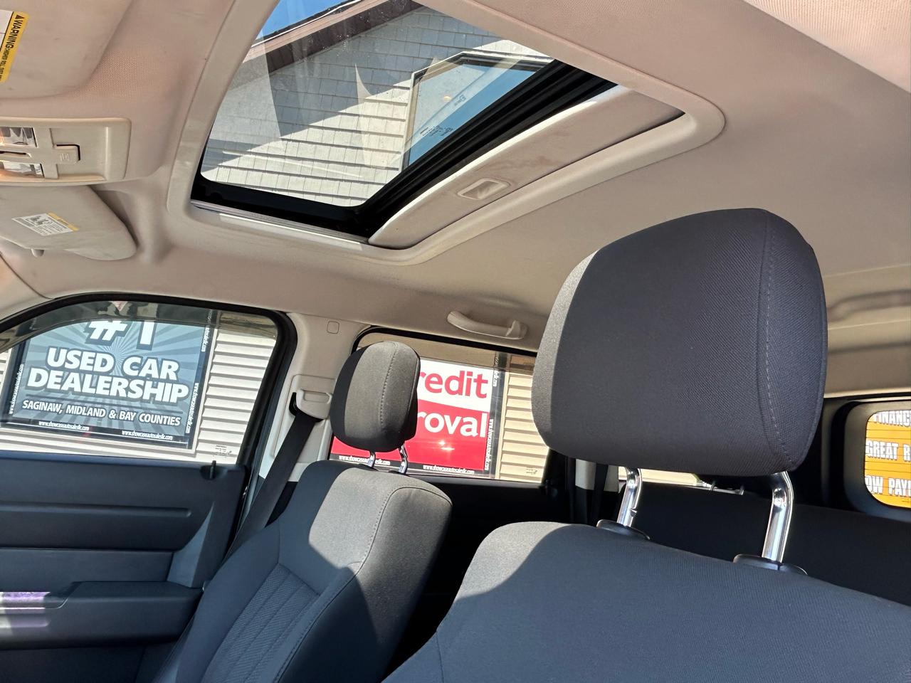 Dodge Nitro 4WD 4dr Heat 2011