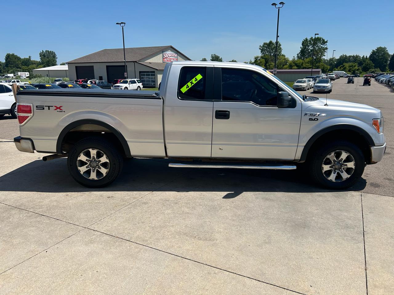 Ford F-150 4WD SuperCab 145" STX 2013