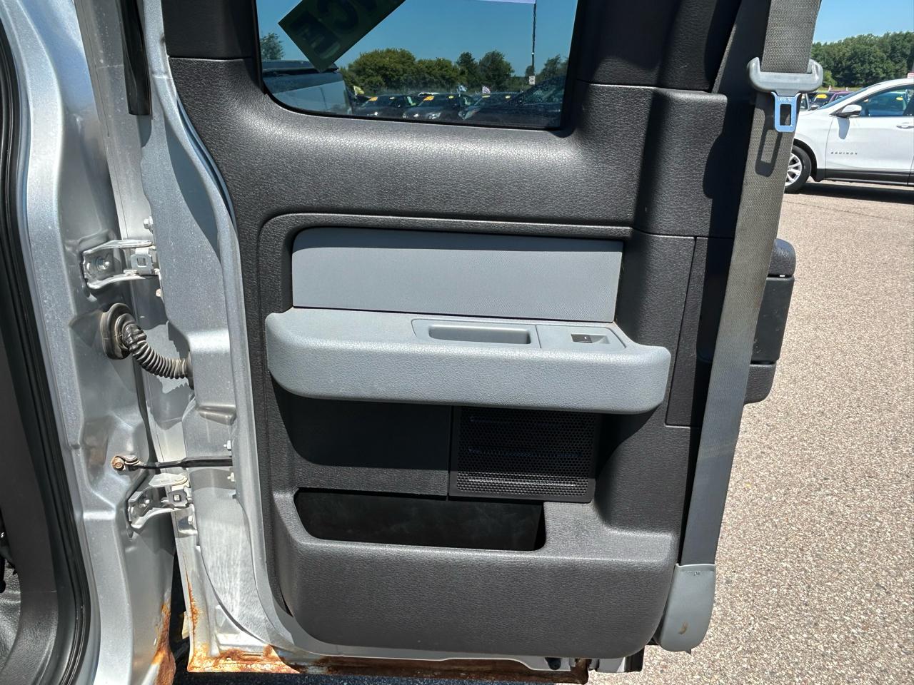 Ford F-150 4WD SuperCab 145" STX 2013