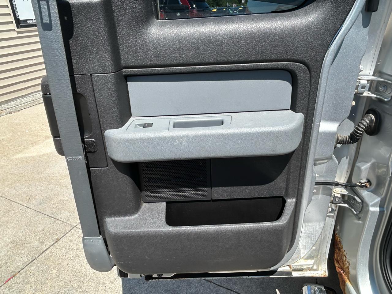 Ford F-150 4WD SuperCab 145" STX 2013