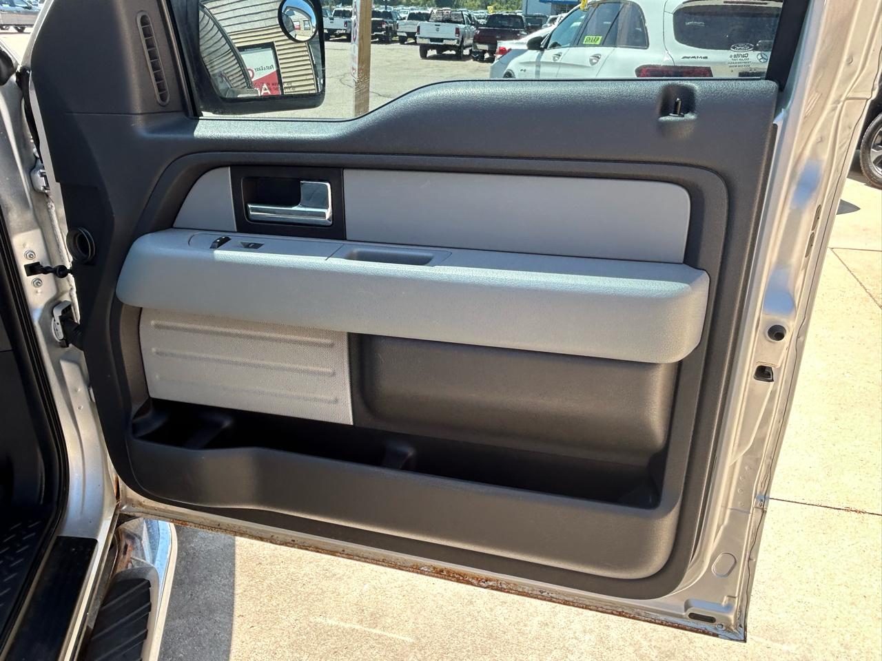 Ford F-150 4WD SuperCab 145" STX 2013