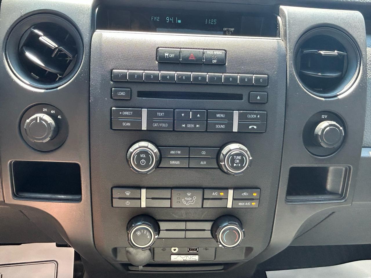 Ford F-150 4WD SuperCab 145" STX 2013