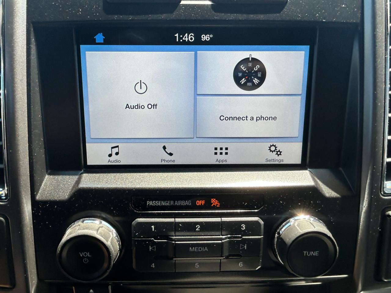 Ford F-150 4WD SuperCrew 145" XLT 2016