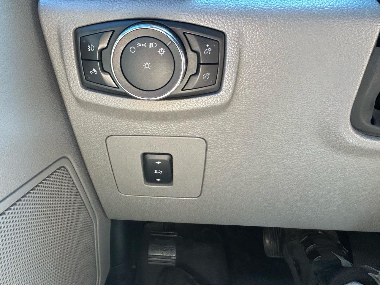Ford F-150 4WD SuperCrew 145" XLT 2016