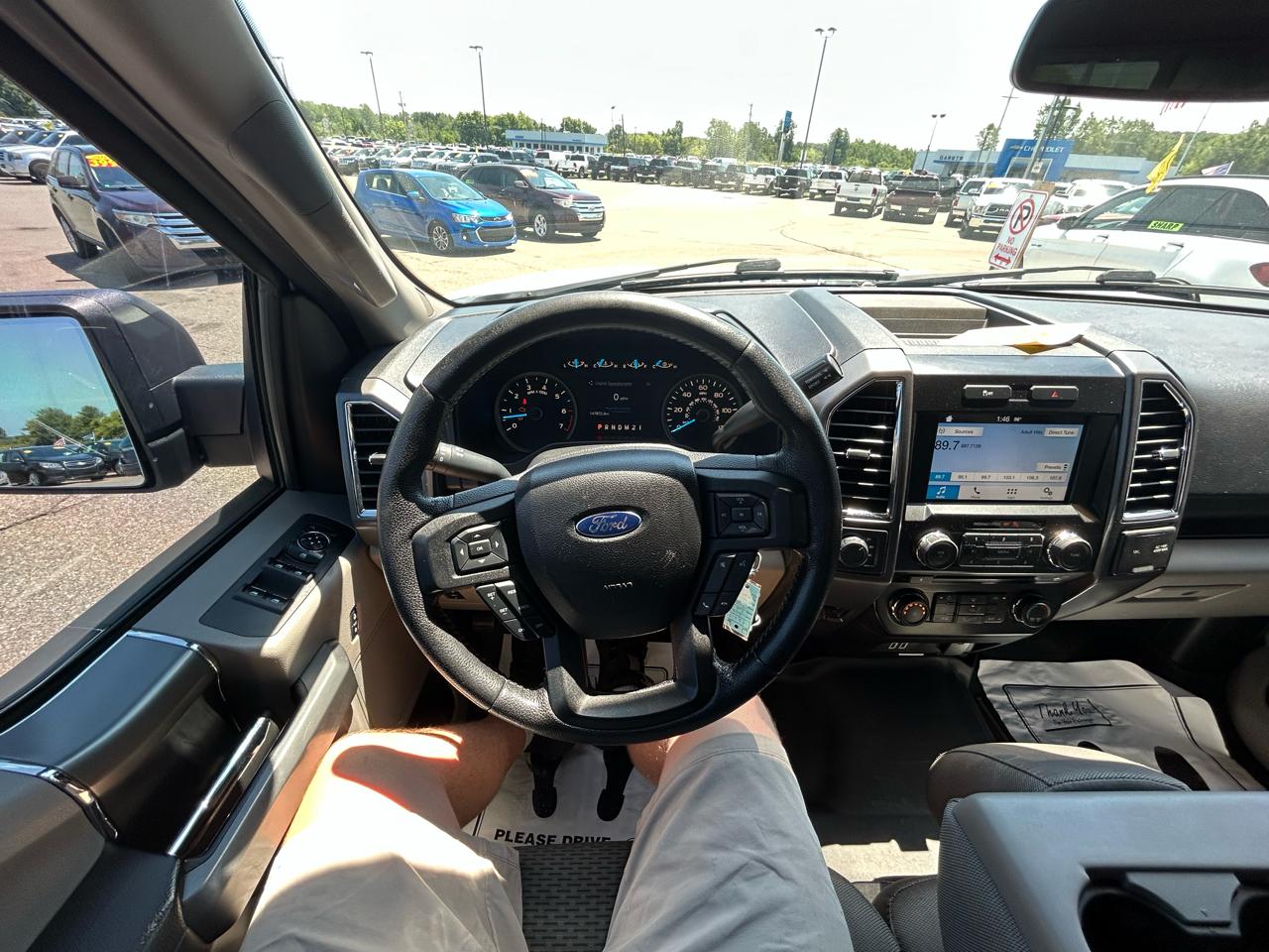 Ford F-150 4WD SuperCrew 145" XLT 2016