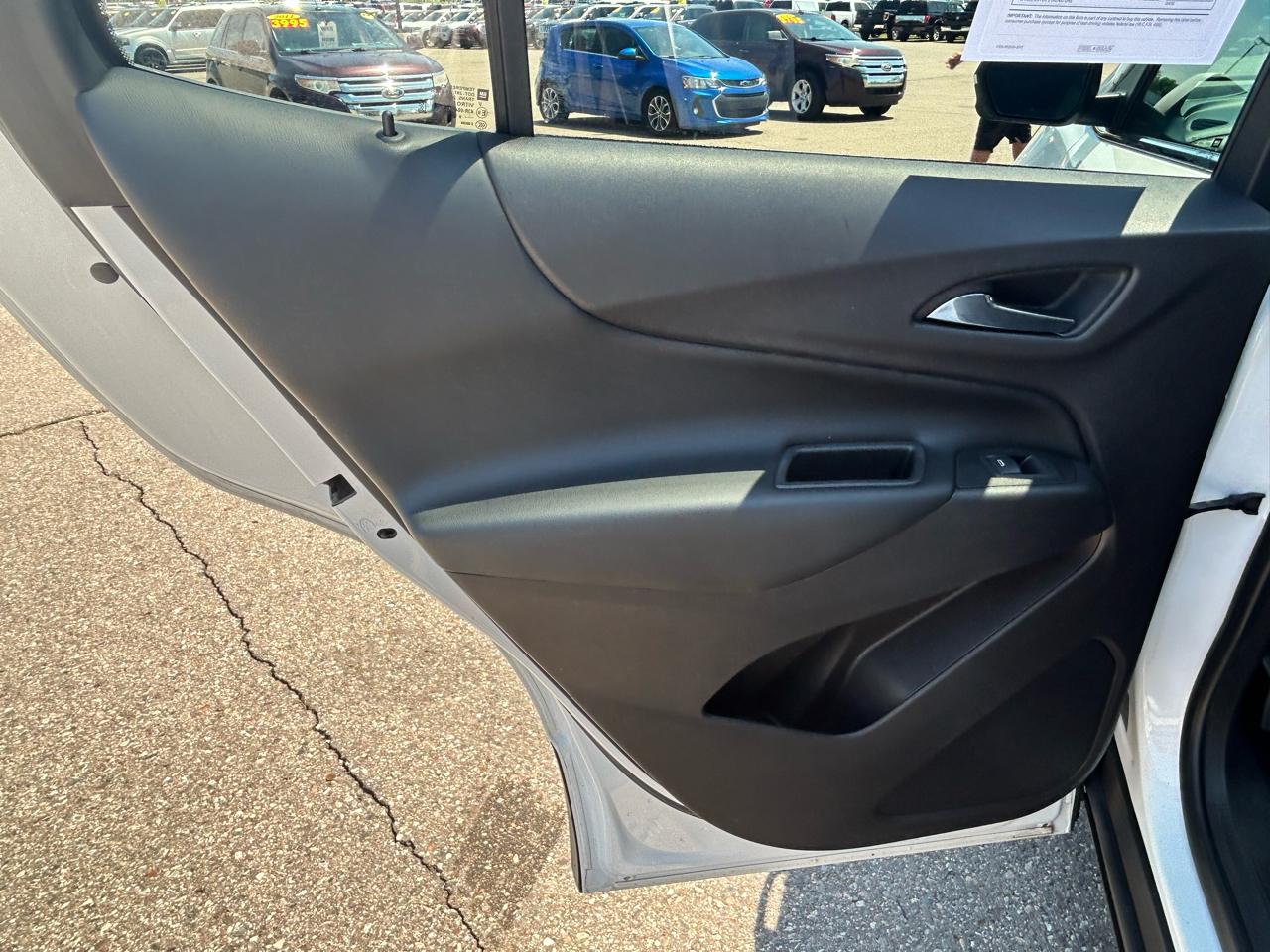 Chevrolet Equinox FWD 4dr LT w/2FL 2019