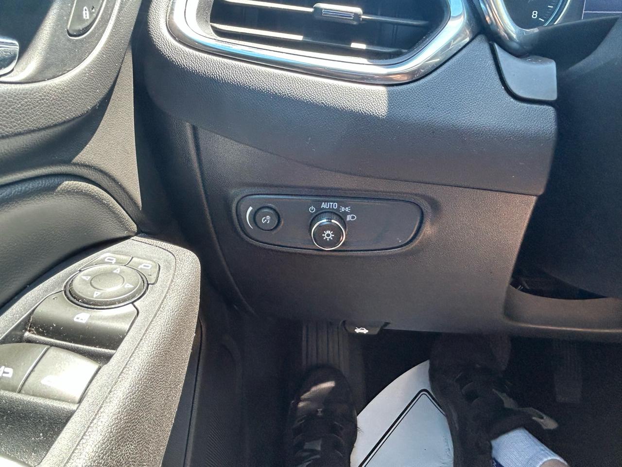 Chevrolet Equinox FWD 4dr LT w/2FL 2019