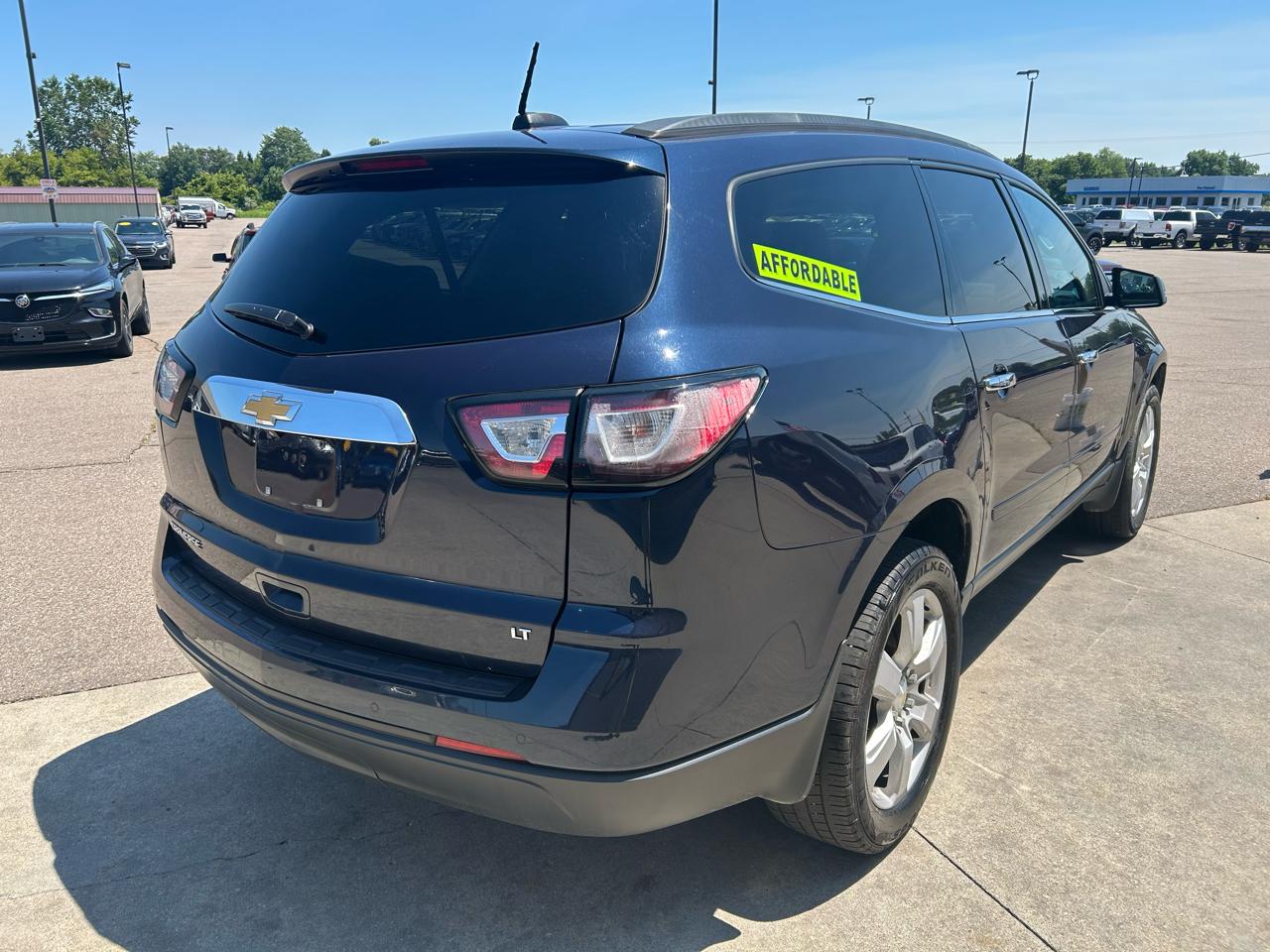 Chevrolet Traverse FWD 4dr LT w/1LT 2017