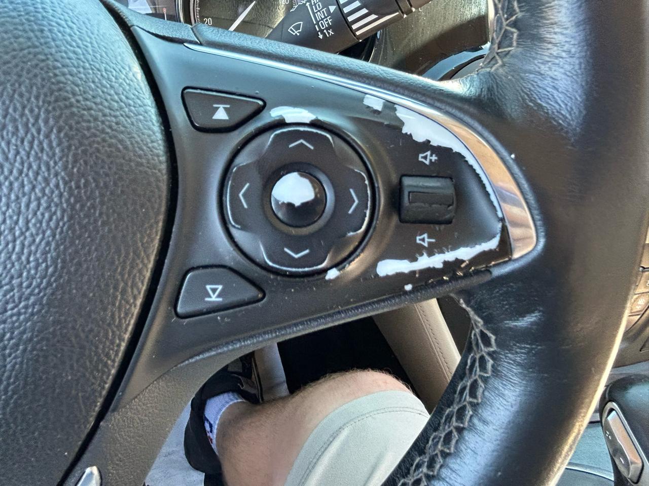 Buick Envision AWD 4dr Essence 2017