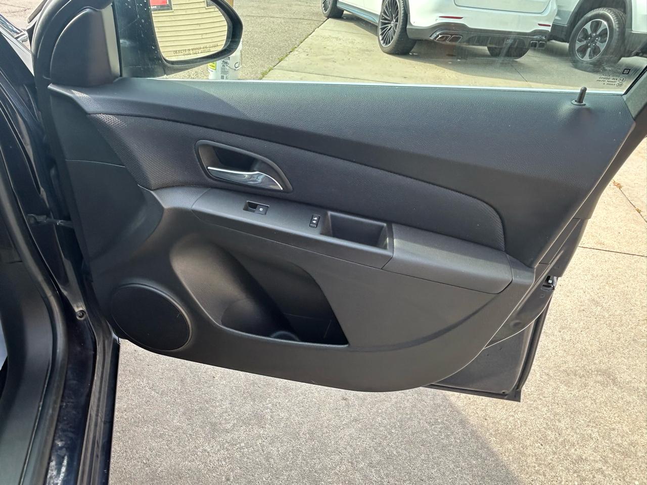 Chevrolet Cruze 4dr Sdn Auto 1LT 2015