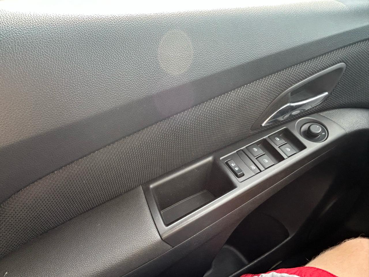 Chevrolet Cruze 4dr Sdn Auto 1LT 2015