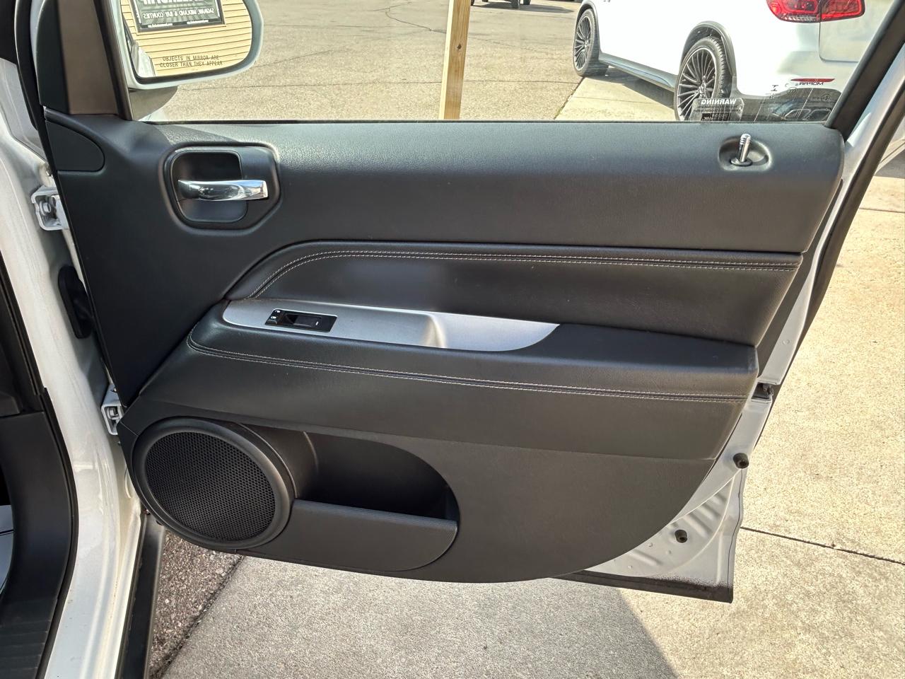 Jeep Compass FWD 4dr Latitude 2014