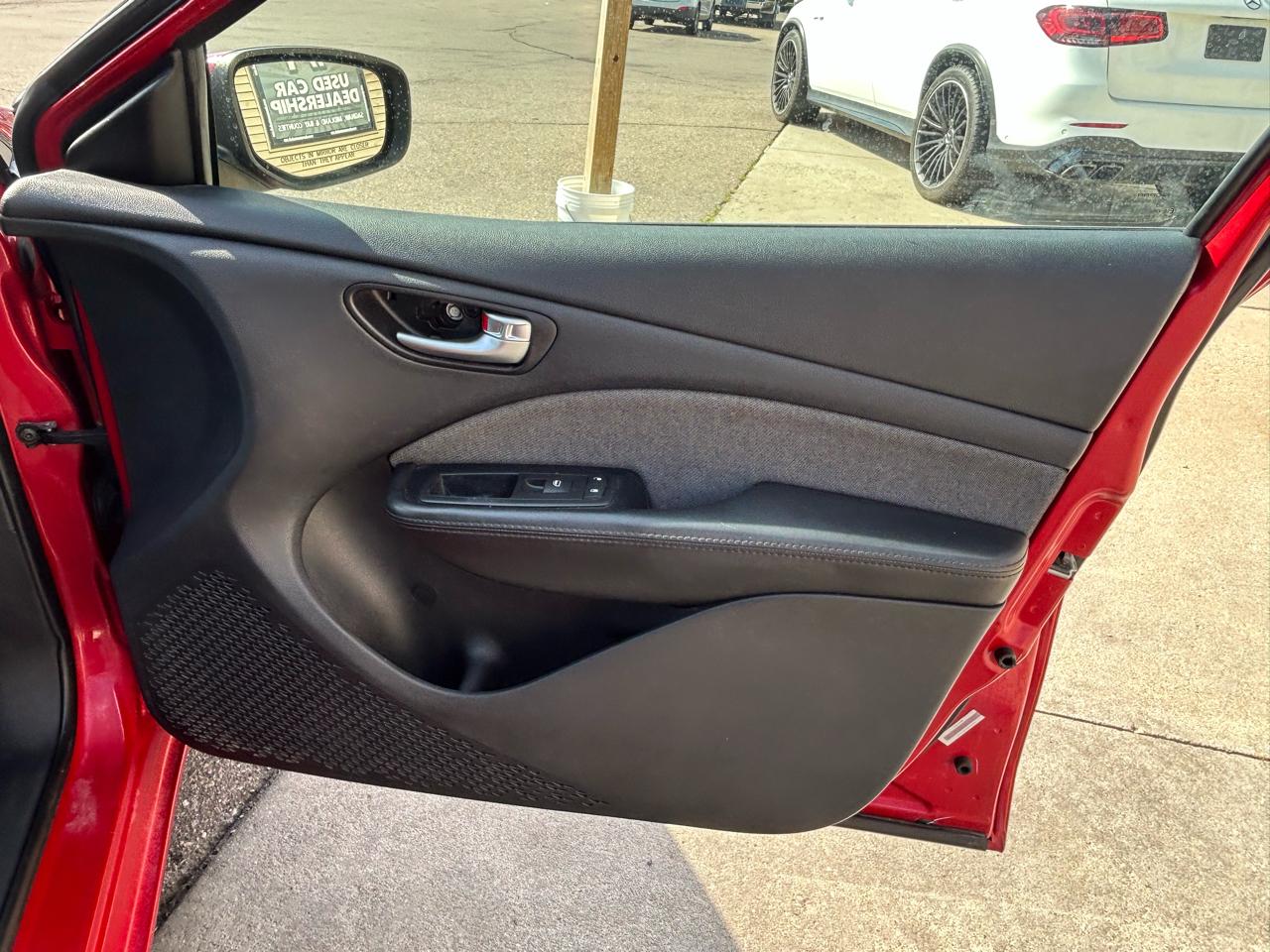 Dodge Dart 4dr Sdn SXT 2013