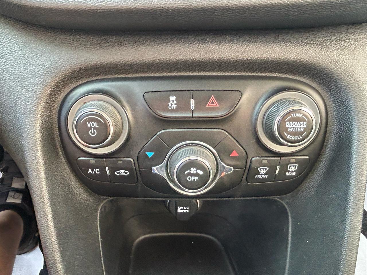 Dodge Dart 4dr Sdn SXT 2013