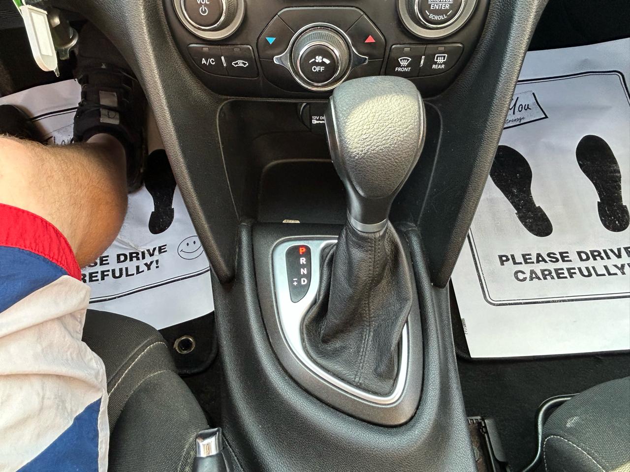 Dodge Dart 4dr Sdn SXT 2013