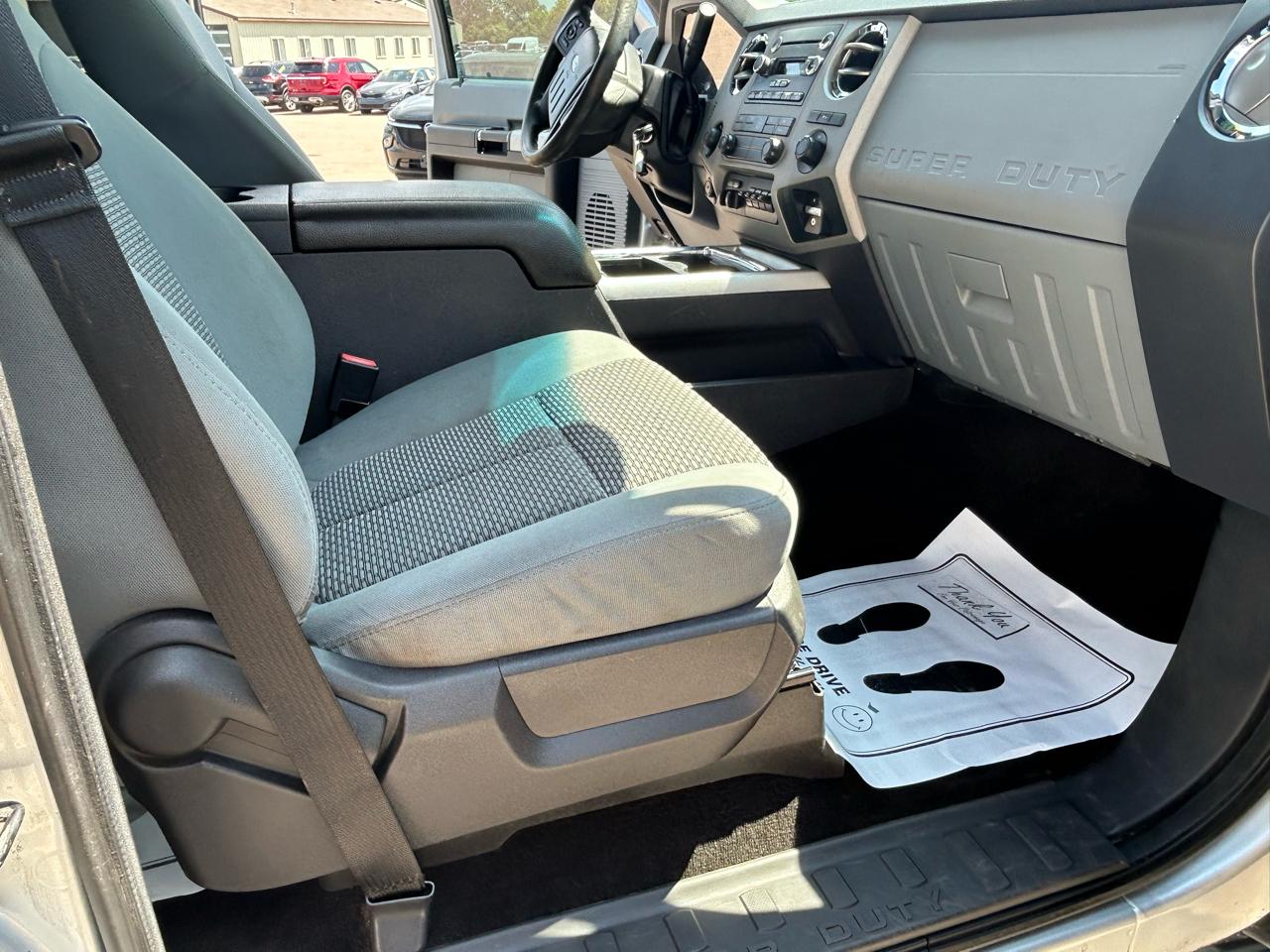 Ford Super Duty F-250 SRW 4WD Crew Cab 156" XLT 2016
