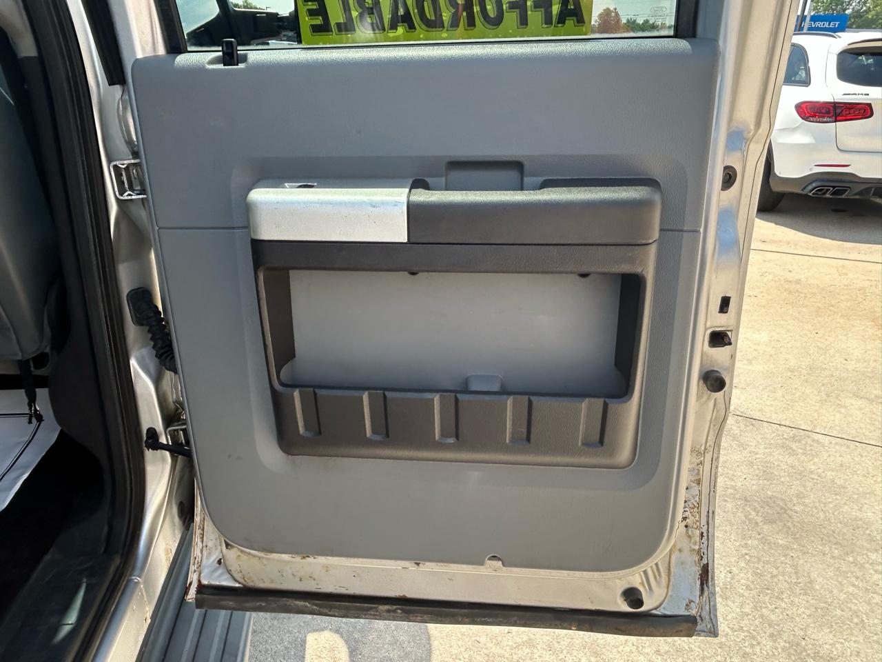 Ford Super Duty F-250 SRW 4WD Crew Cab 156" XLT 2016