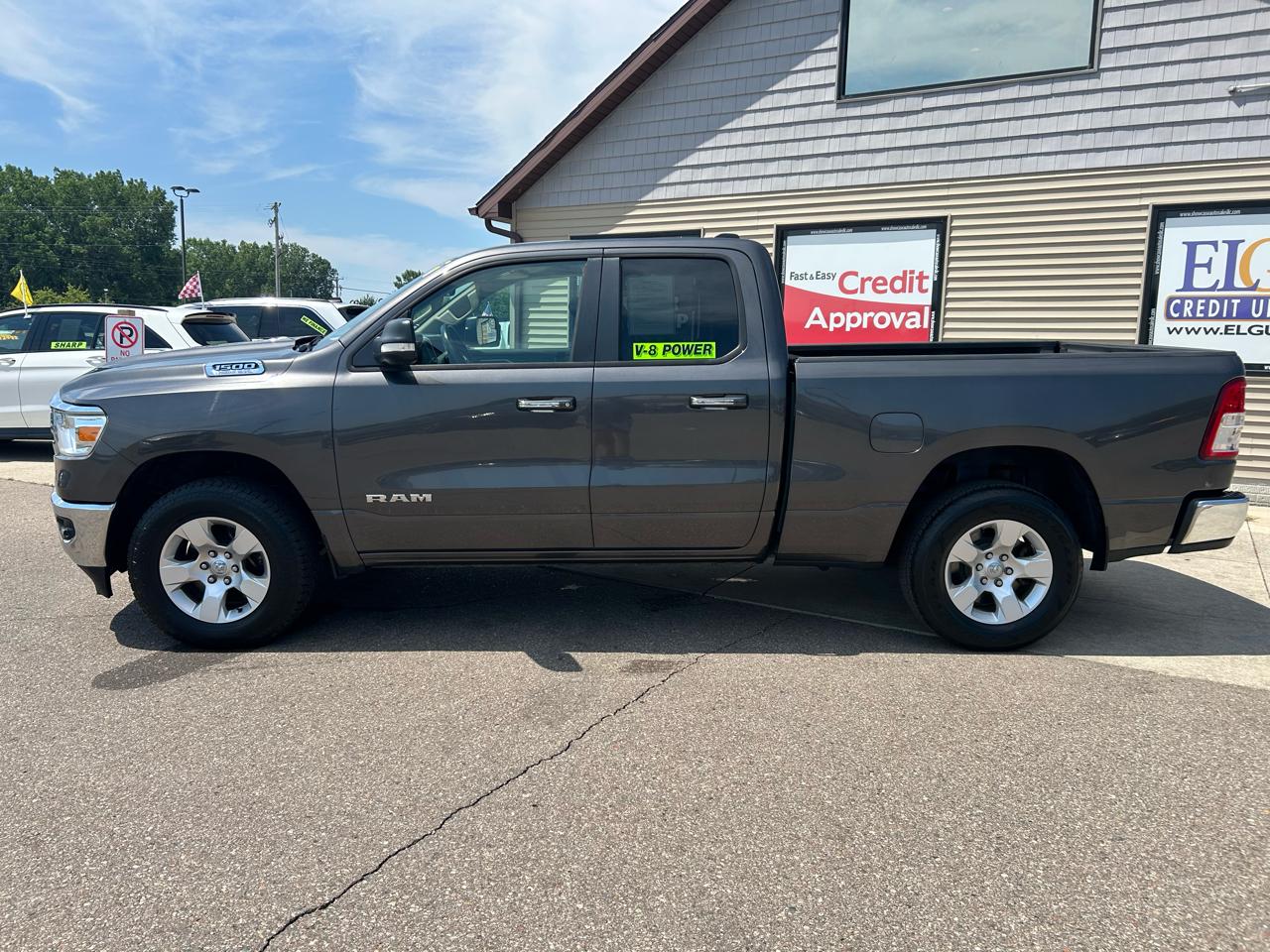 RAM 1500 Big Horn 4x4 Quad Cab 6'4" Box 2020