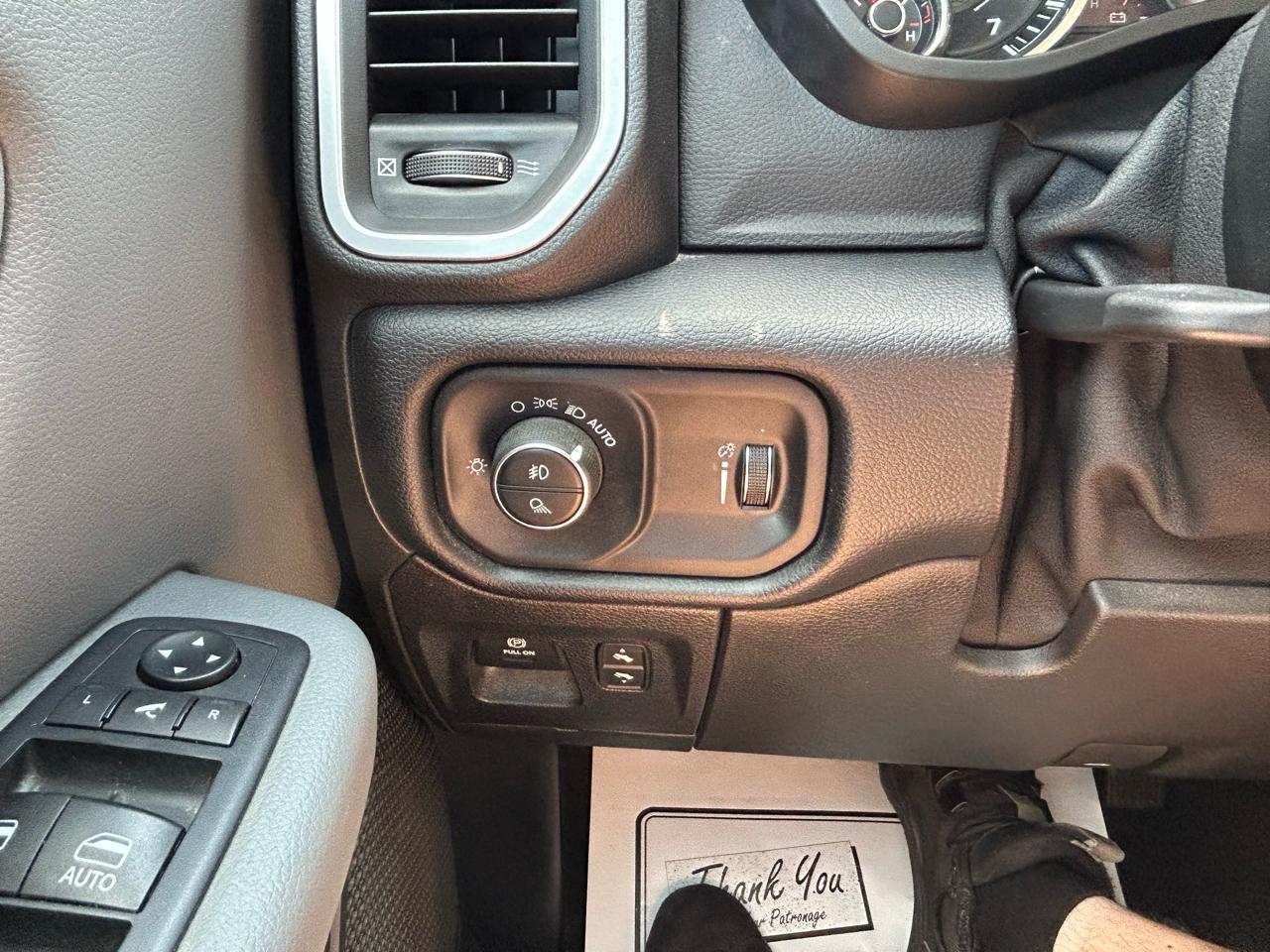 RAM 1500 Big Horn 4x4 Quad Cab 6'4" Box 2020