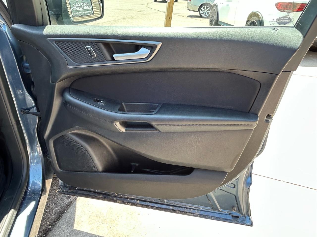 Ford Edge SE FWD 2018