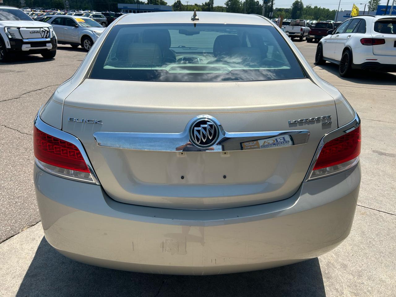 Buick LaCrosse 4dr Sdn CXL FWD 2011