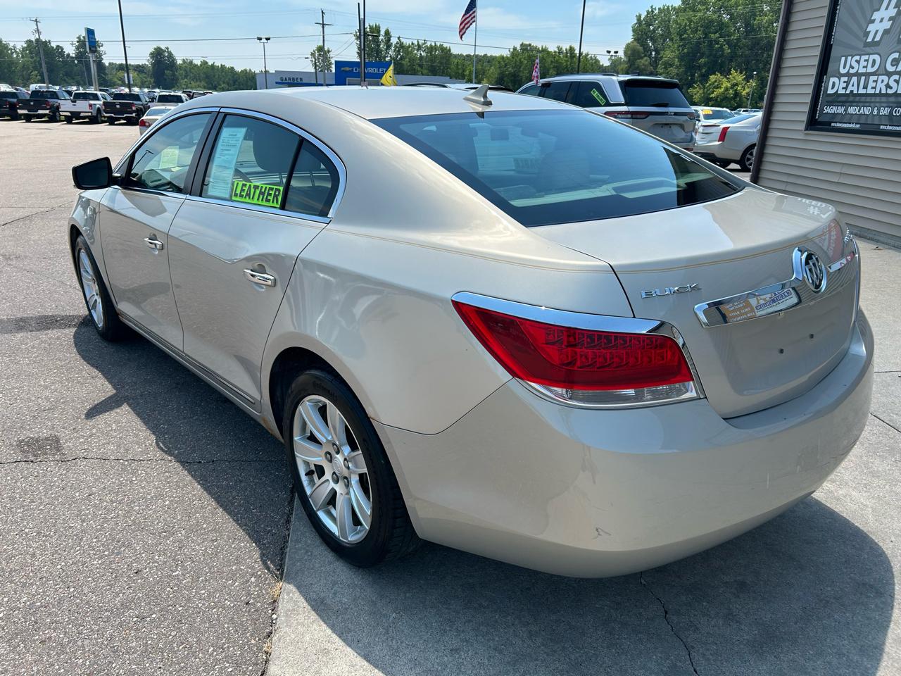 Buick LaCrosse 4dr Sdn CXL FWD 2011