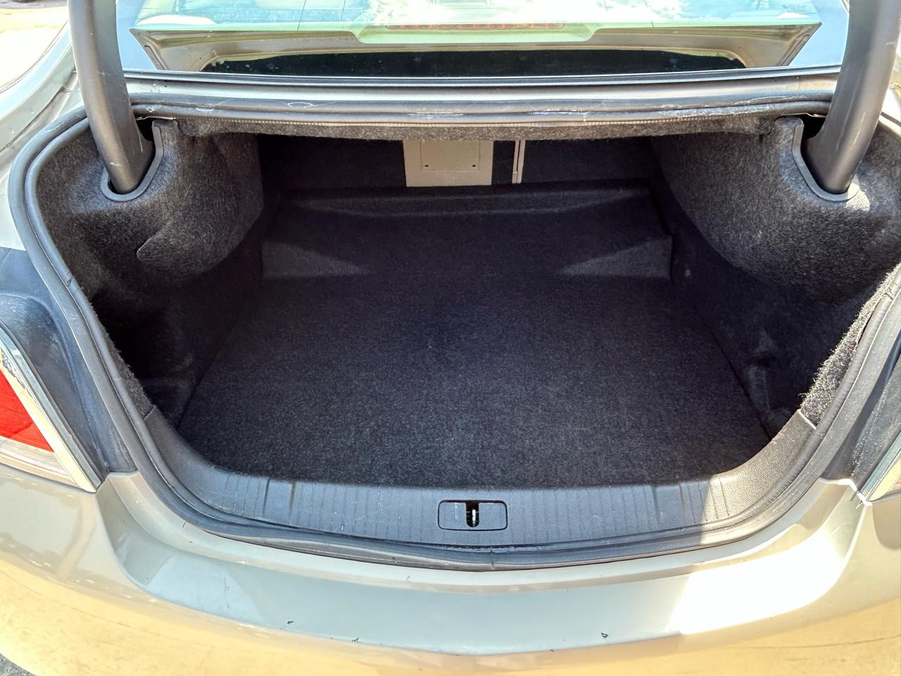 Buick LaCrosse 4dr Sdn CXL FWD 2011