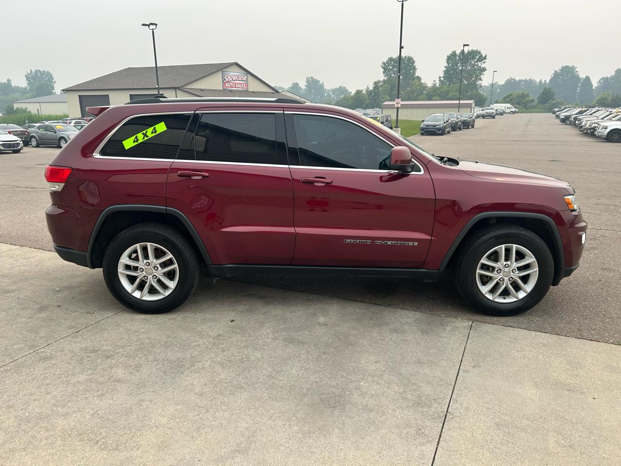 Jeep Grand Cherokee Laredo 4x4 2017