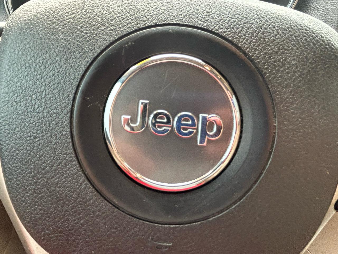 Jeep Grand Cherokee Laredo 4x4 2017