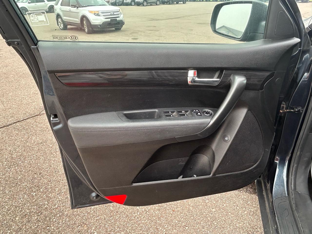 Kia Sorento AWD 4dr I4-GDI LX 2012