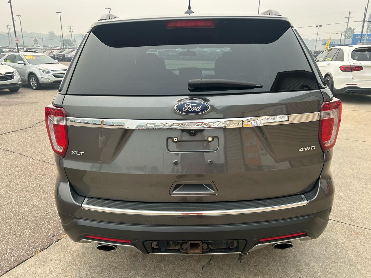 Ford Explorer XLT 4WD 2018