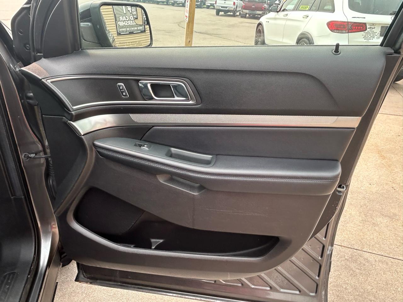 Ford Explorer XLT 4WD 2018