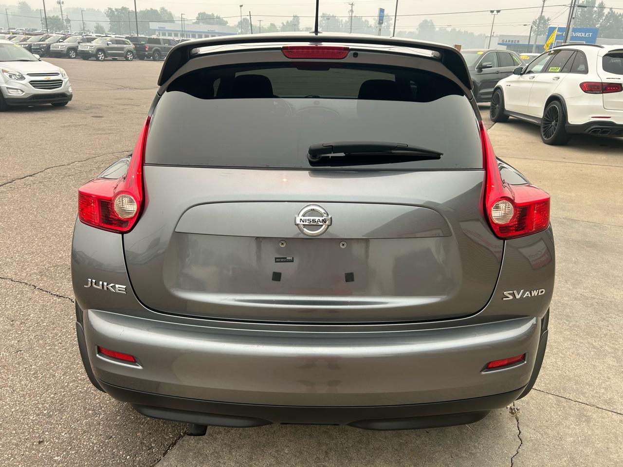 Nissan Juke 5dr Wgn I4 CVT SV AWD 2011