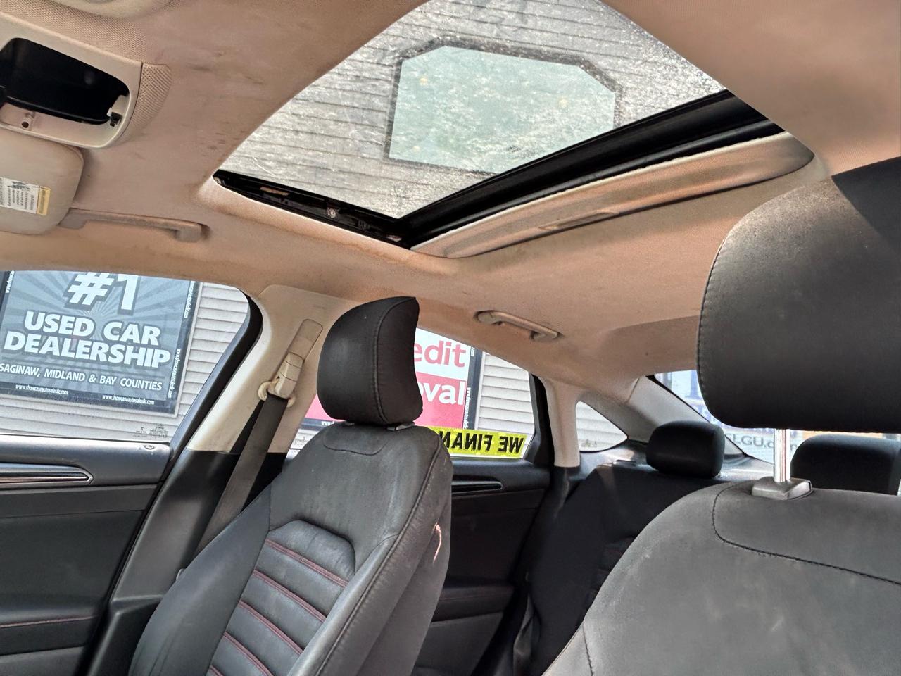 Ford Fusion 4dr Sdn SE FWD 2016