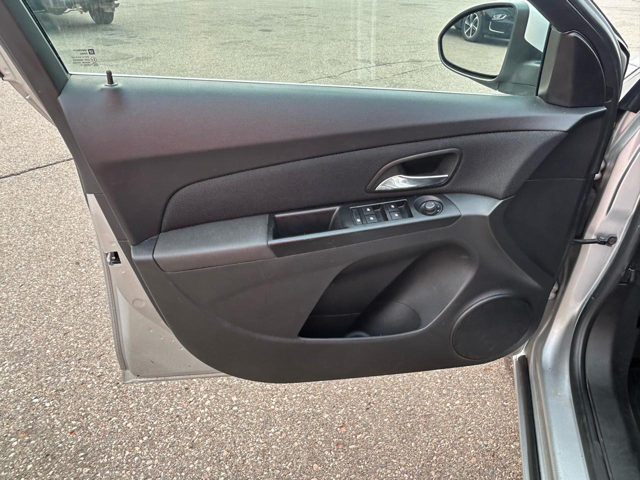 Chevrolet Cruze 4dr Sdn Auto 1LT 2014