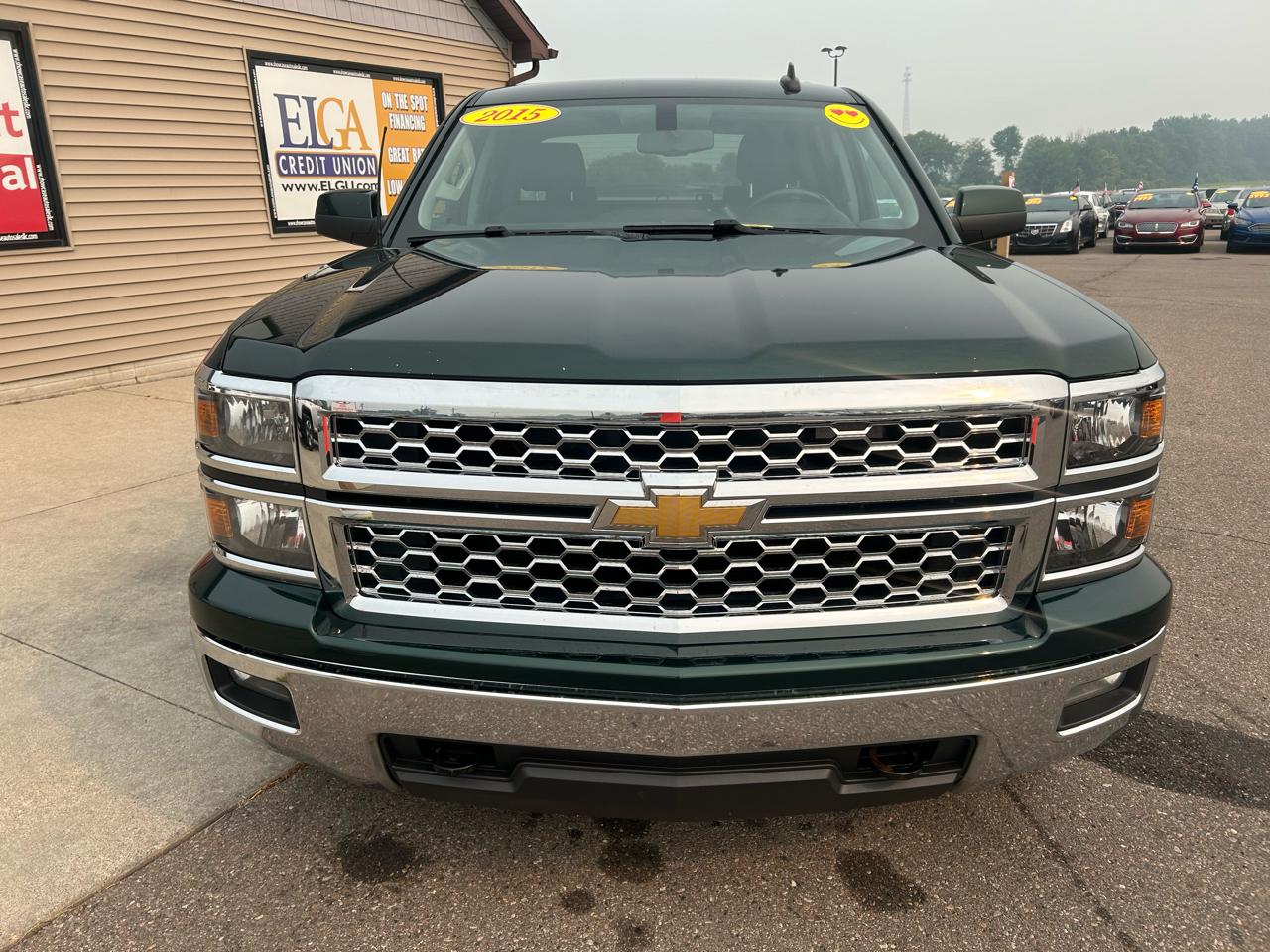 Chevrolet Silverado 1500 4WD Crew Cab 143.5" LT w/1LT 2015
