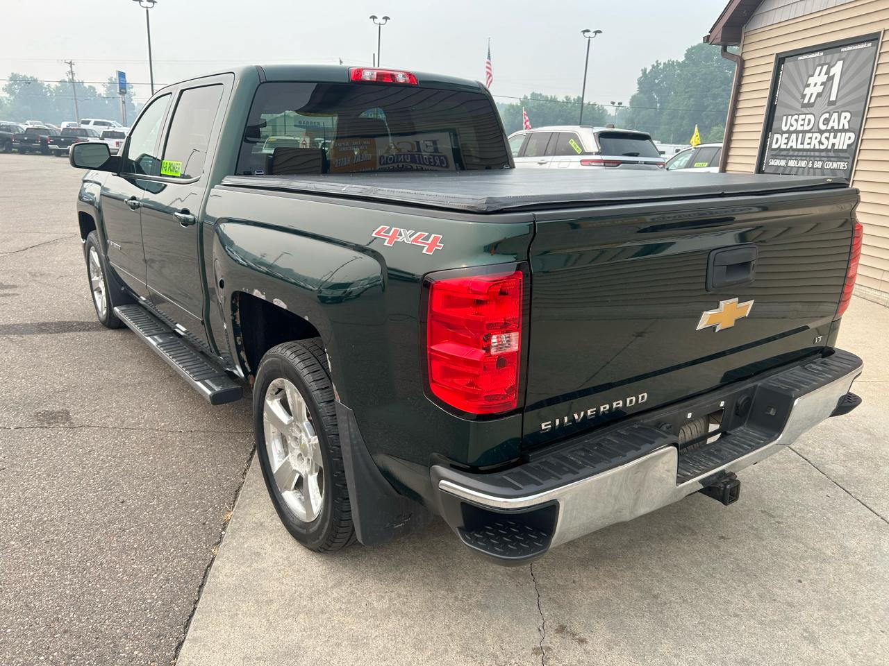 Chevrolet Silverado 1500 4WD Crew Cab 143.5" LT w/1LT 2015