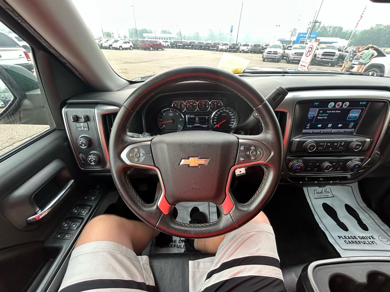 Chevrolet Silverado 1500 4WD Crew Cab 143.5" LT w/1LT 2015