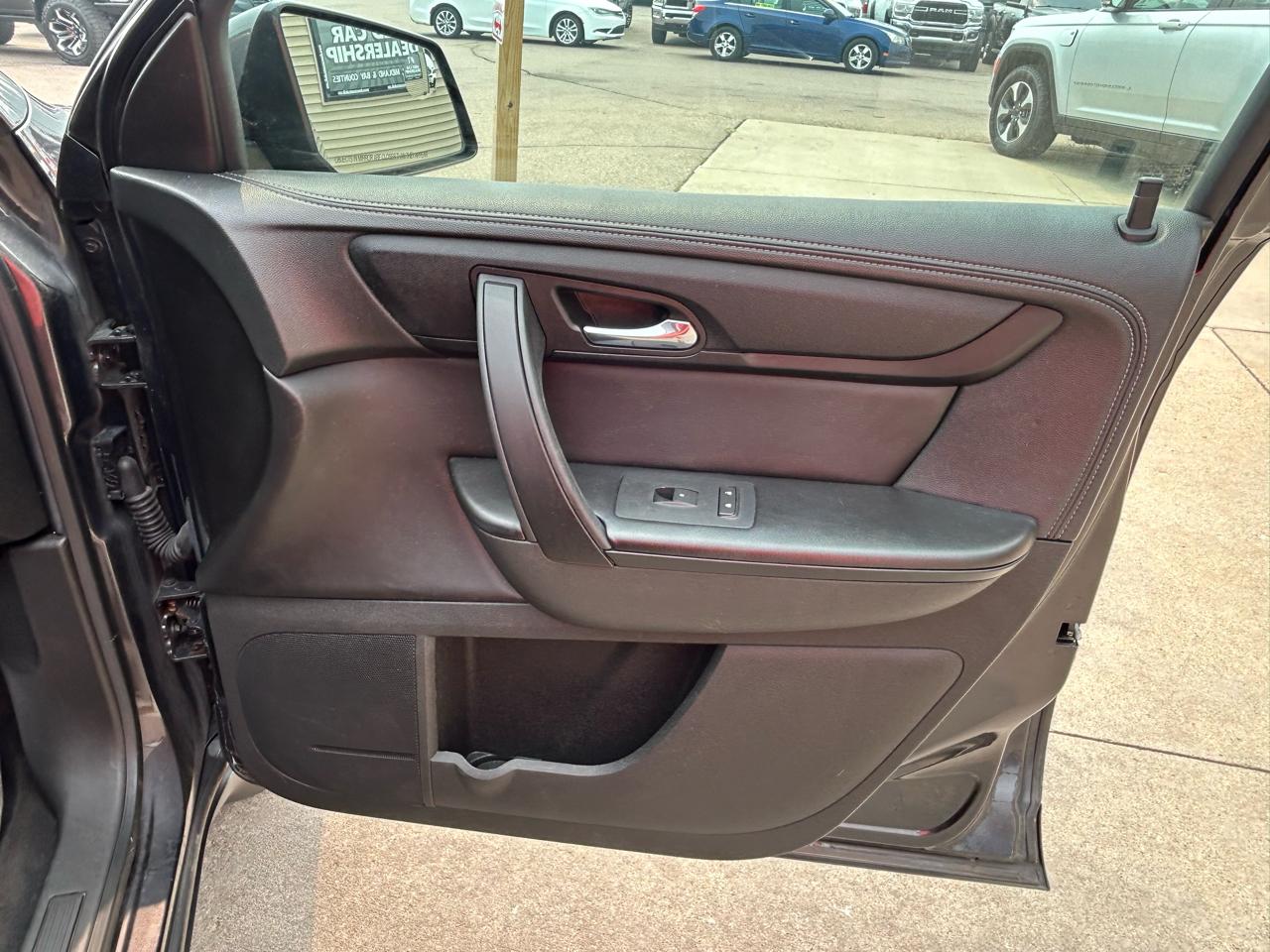 Chevrolet Traverse FWD 4dr LT w/1LT 2014