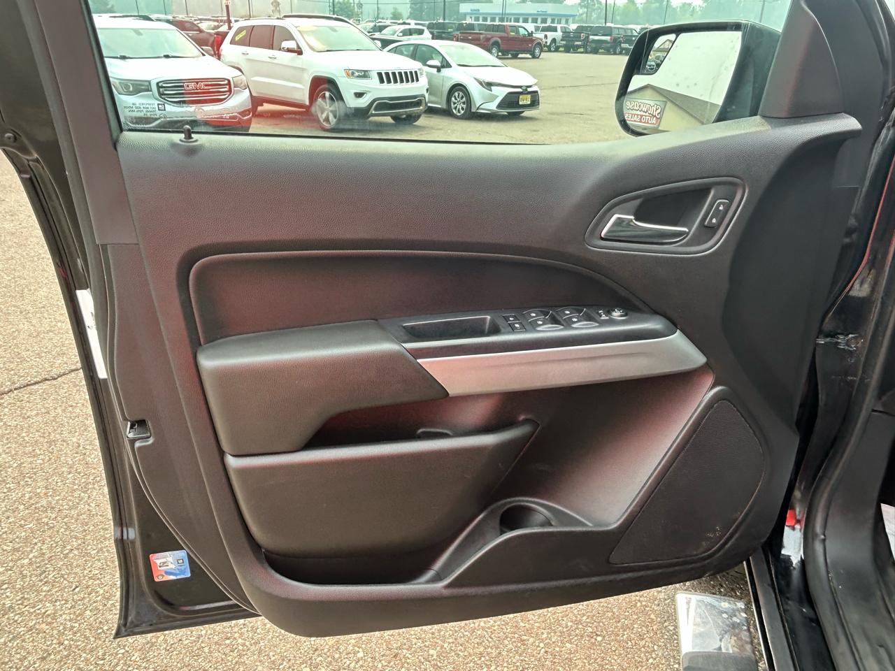 Chevrolet Colorado 4WD Crew Cab 128.3" LT 2017