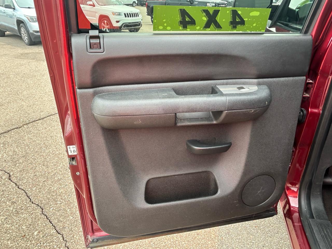 Chevrolet Silverado 1500 4WD Crew Cab 143.5" LT 2013