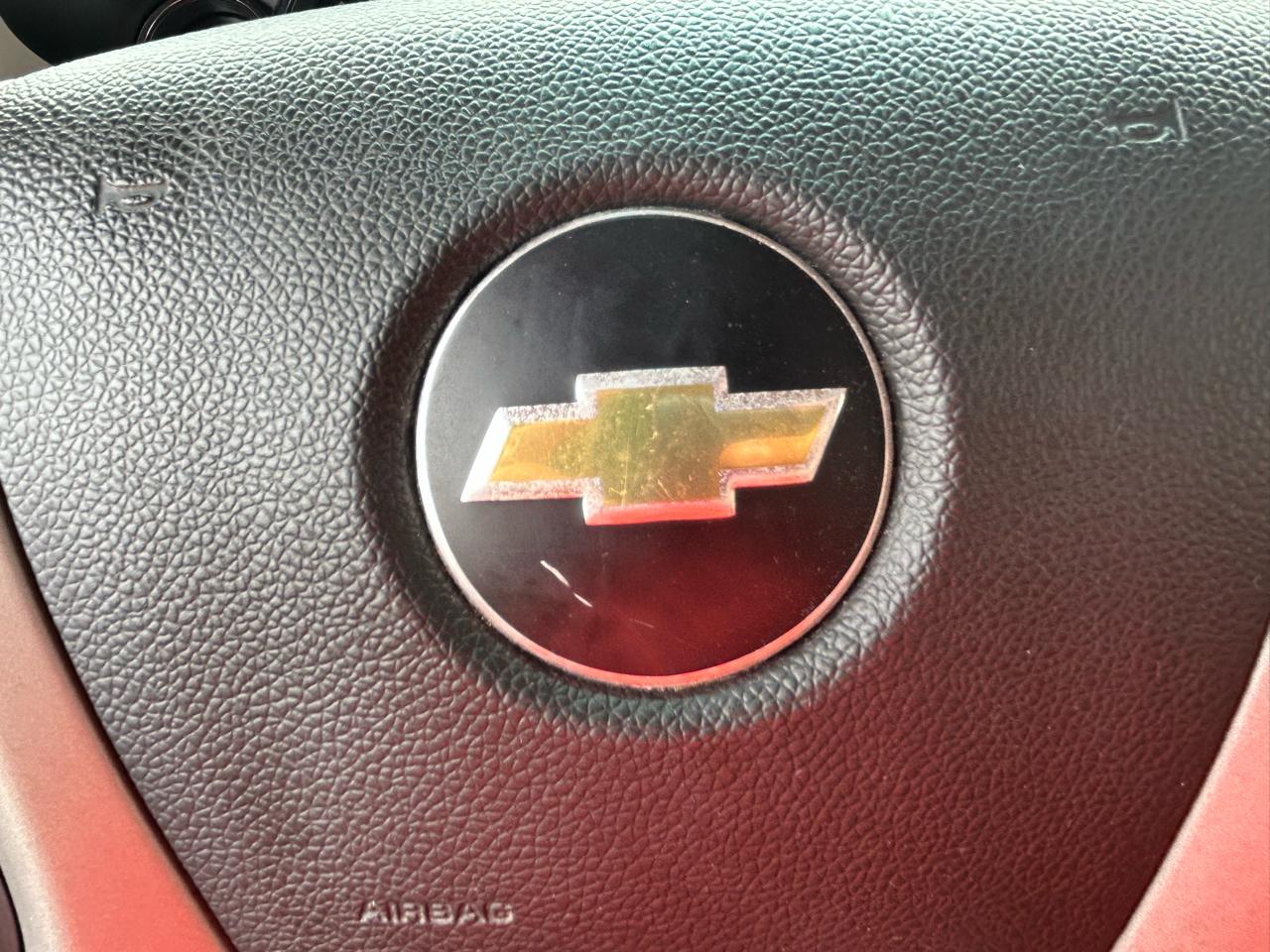 Chevrolet Silverado 1500 4WD Crew Cab 143.5" LT 2013