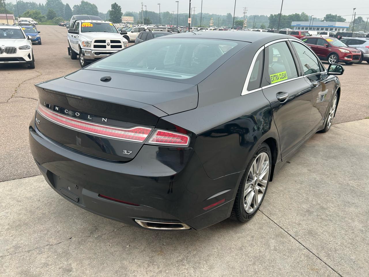 Lincoln MKZ 4dr Sdn FWD 2013