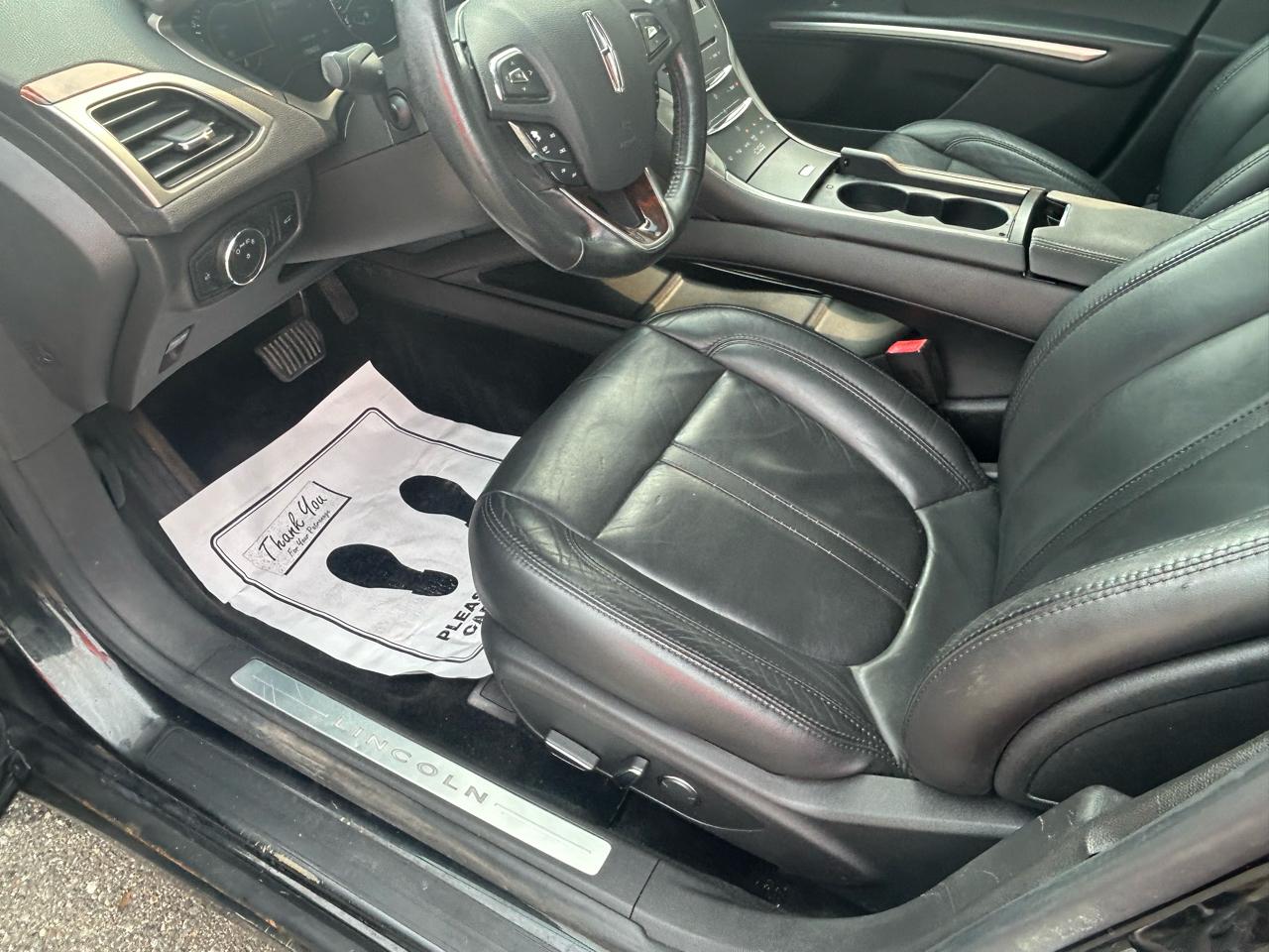 Lincoln MKZ 4dr Sdn FWD 2013