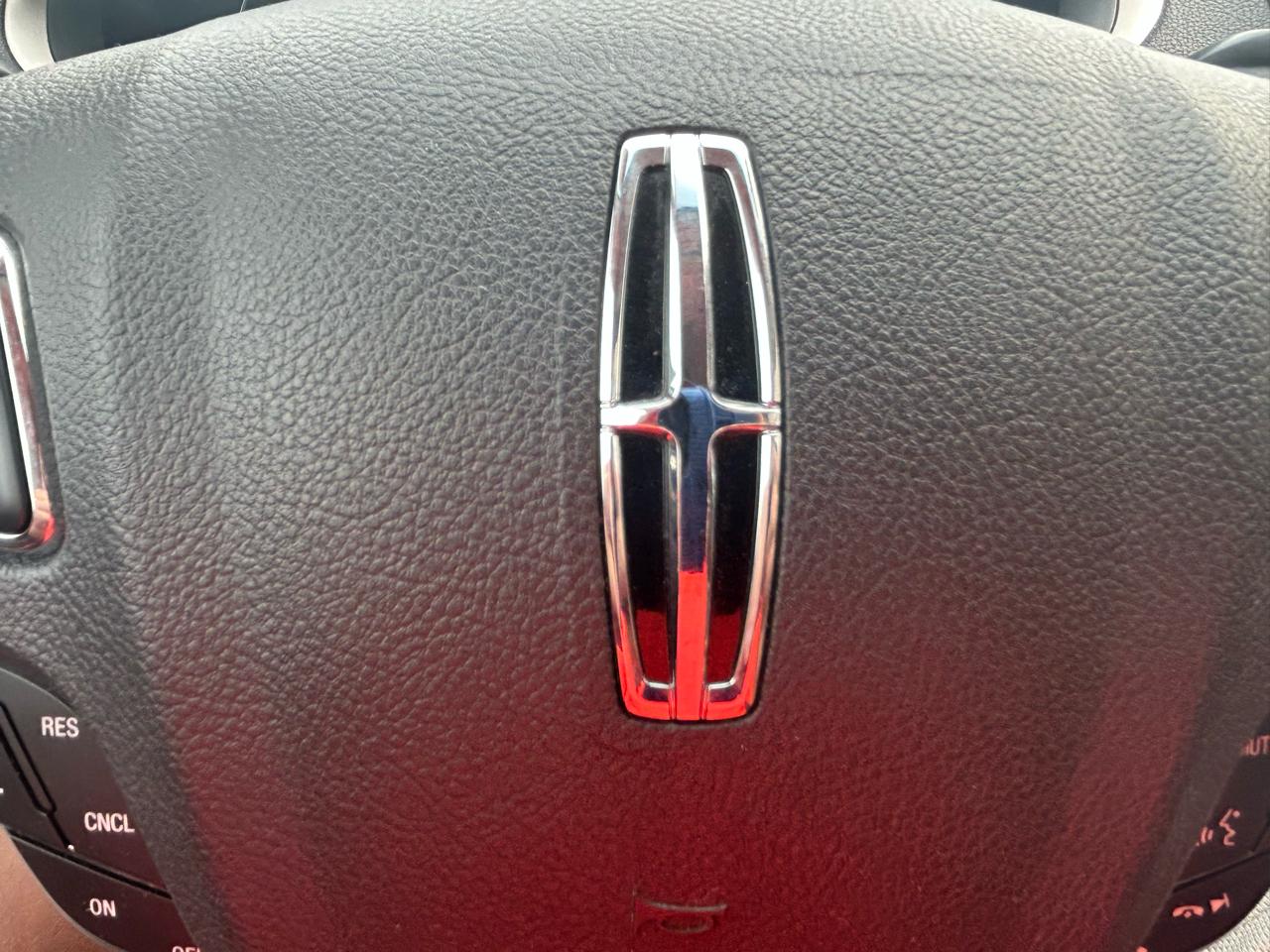 Lincoln MKZ 4dr Sdn FWD 2013