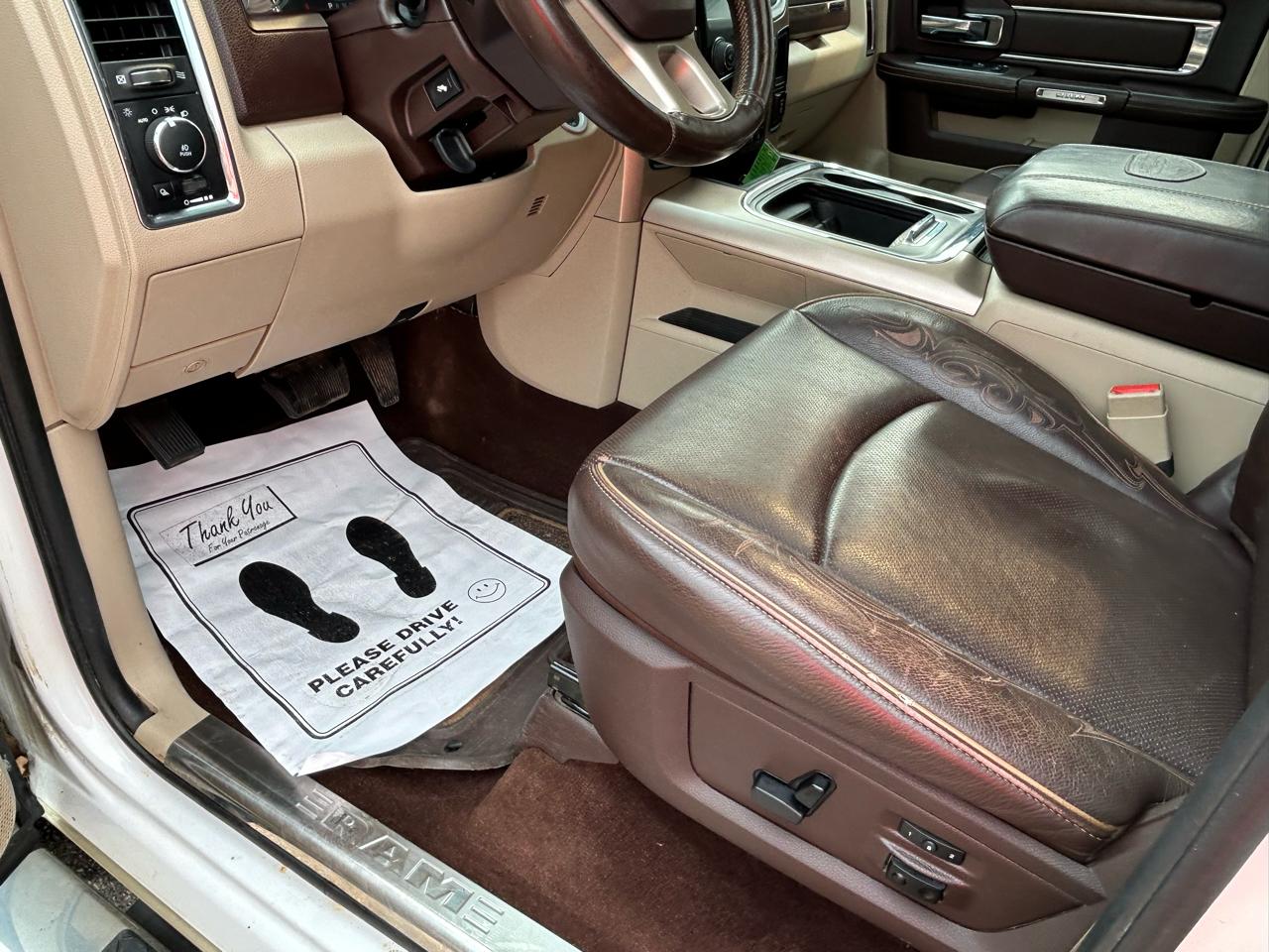 RAM 1500 4WD Crew Cab 149" Longhorn 2017