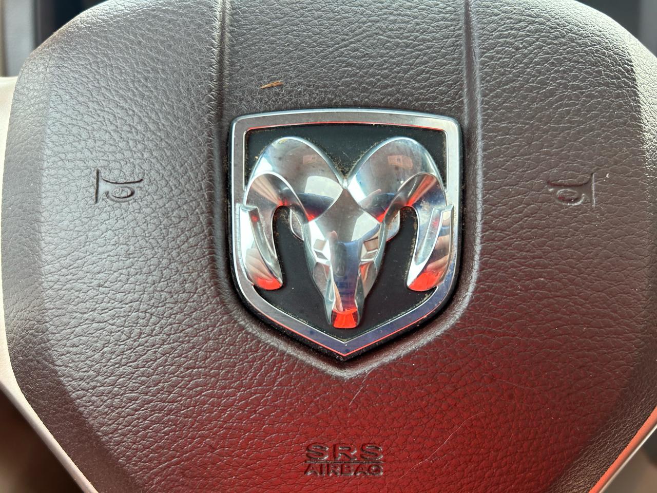 RAM 1500 4WD Crew Cab 149" Longhorn 2017