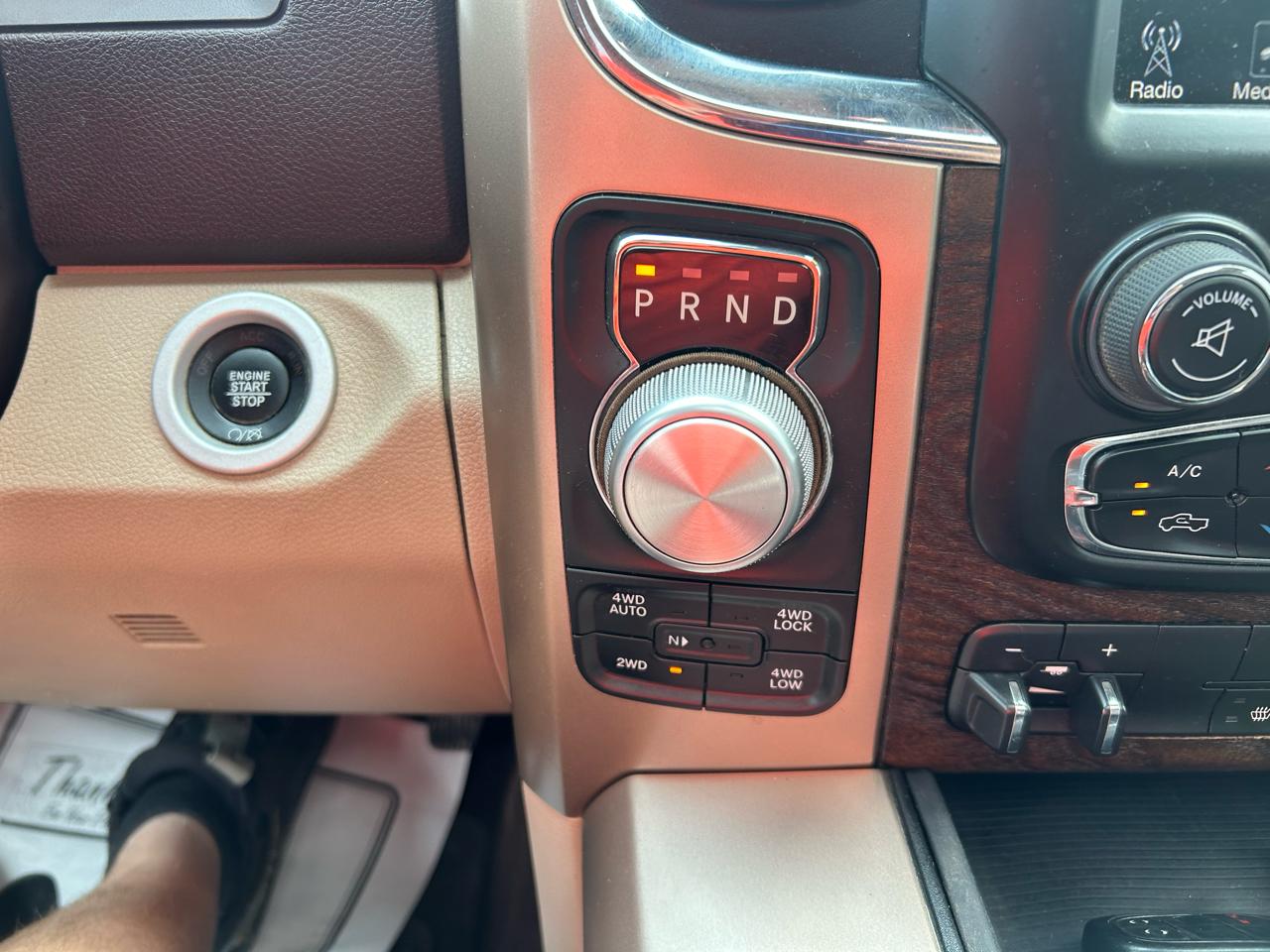 RAM 1500 4WD Crew Cab 149" Longhorn 2017
