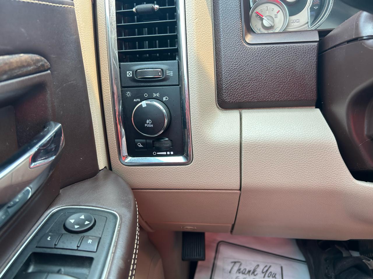 RAM 1500 4WD Crew Cab 149" Longhorn 2017