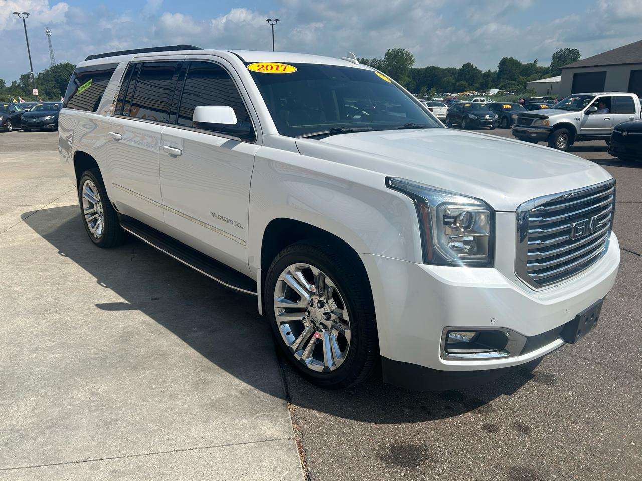 GMC Yukon XL 4WD 4dr SLT 2017